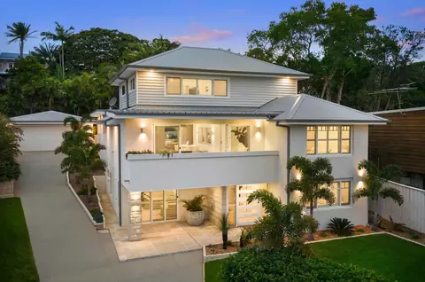 Mona Vale Beach house alterations and additions by Northern Beaches Designs